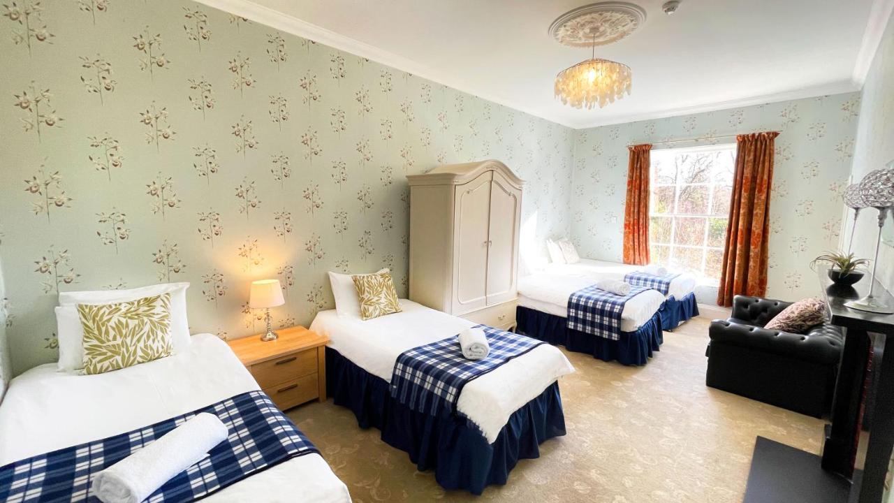 Gorebridge Kirkhill Estate Rooms מראה חיצוני תמונה