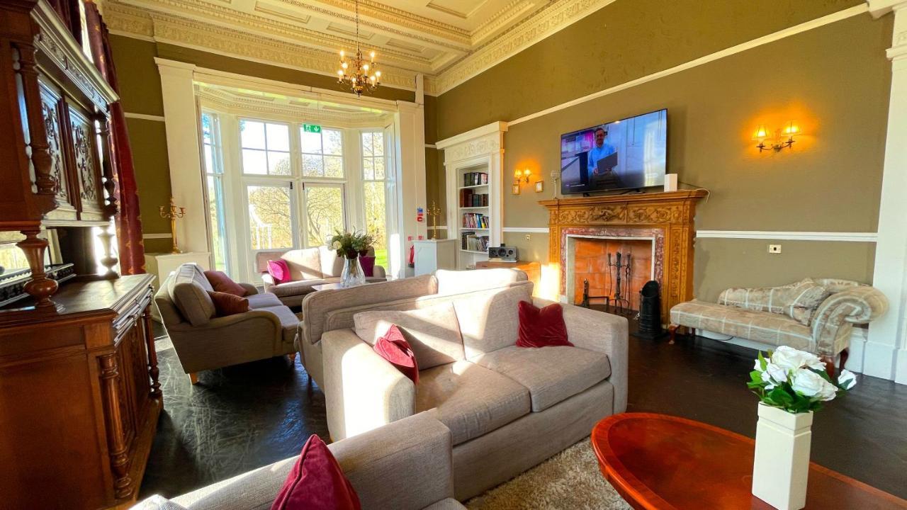 Gorebridge Kirkhill Estate Rooms מראה חיצוני תמונה